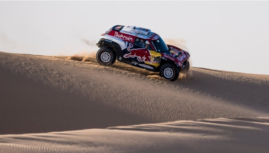 Dakar Rallisi’nde Carlos Sainz liderliğini sürdürdü Dakar Rallisi’nde Carlos Sainz liderliğini sürdürdü
