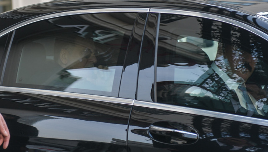 Son dakika haberler: Sarrac Moskovadan İstanbula geldi