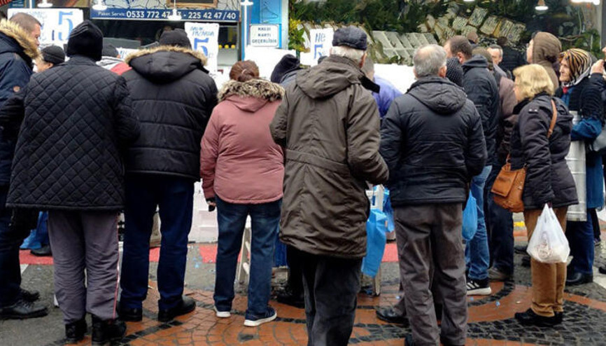 5 liralık hamsiye vatandaş akın etti