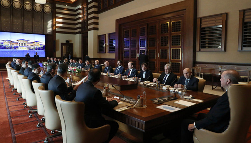 Cumhurbaşkanlığı Külliyesindeki zirvede asker selamı konuşuldu Cumhurbaşkanlığı Külliyesindeki zirvede asker selamı konuşuldu