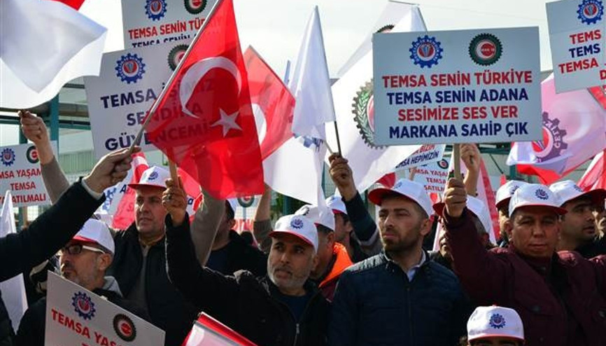 Temsa işçileri üretimin başlaması için eylem yaptı