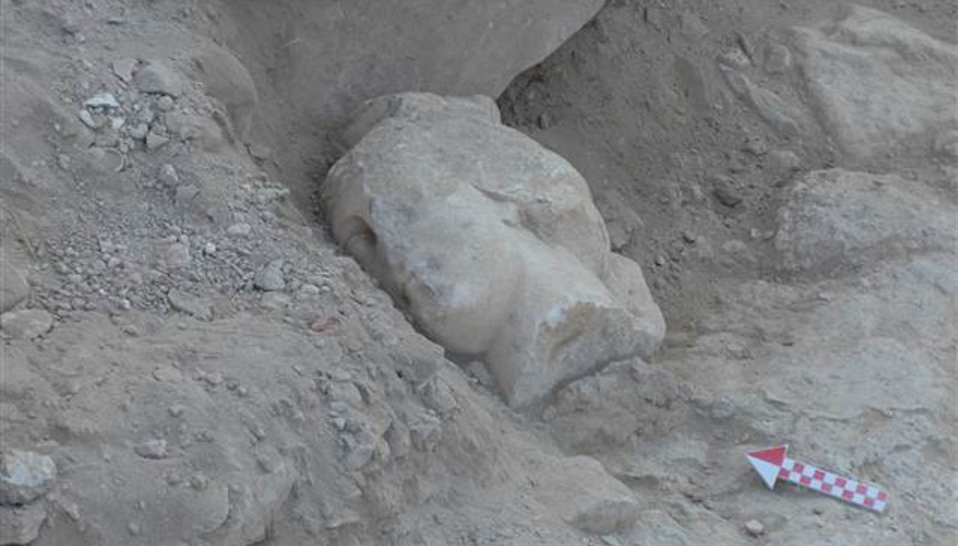 Denizlide Roma İmparatoru Neronun heykeline ait mermer baş bulundu