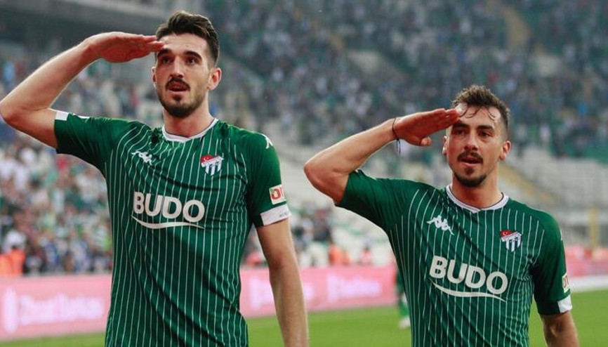 Bursaspor, Onurcan Piri ile yollarını ayırdı