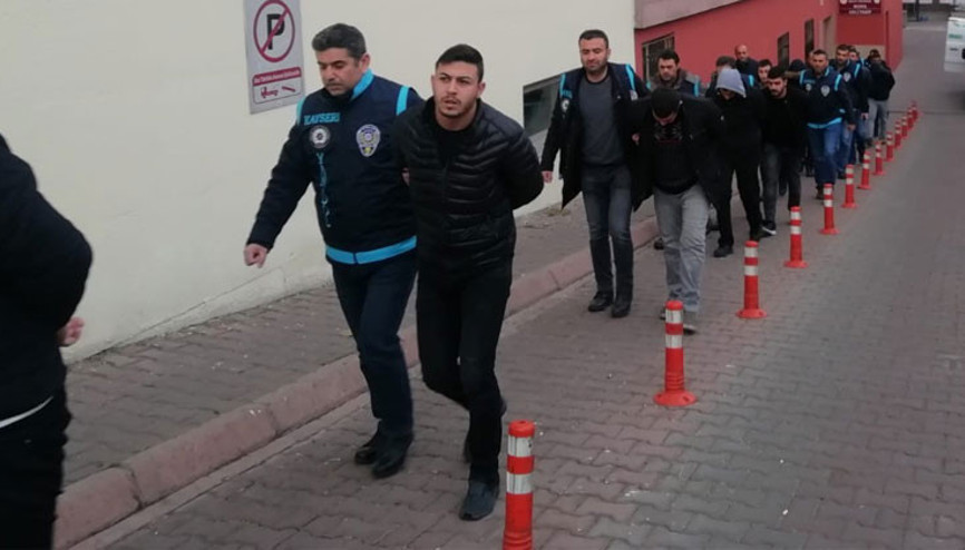 Vatandaşları tehditle dolandırıyorlardı... Ve çökertildi Vatandaşları tehditle dolandırıyorlardı... Ve çökertildi
