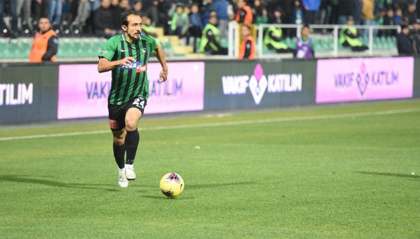 Denizlispor Burak Çalıkın sözleşmesini feshetti