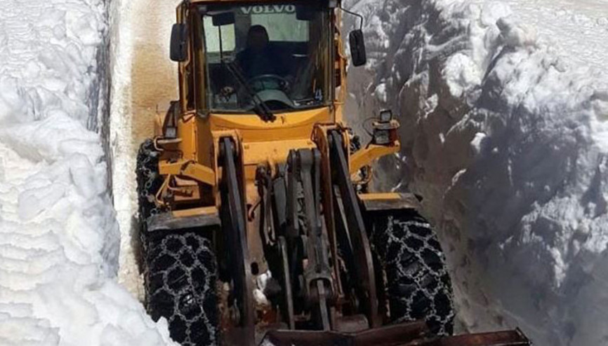 Yüksekova’da kar kalınlığı 5 metreyi geçti