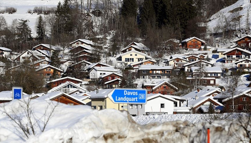 Davos Zirvesinde kurulan Türk Evine katılımcılardan yoğun ilgi
