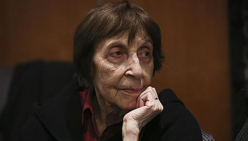 Rahşan Ecevitin Devlet Mezarlığı’na defnedilmesini olanak sağlayan teklif kabul edildi