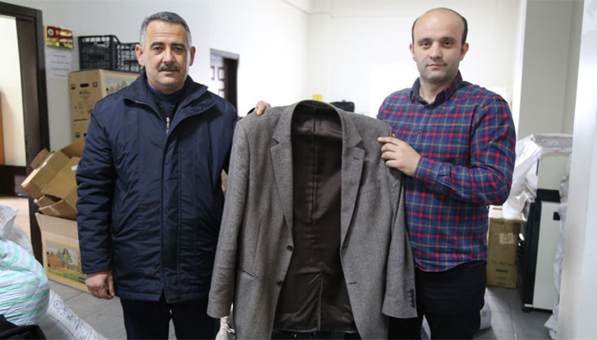 Yardım kampanyası için gönderilen ceketten 10 bin lira çıktı