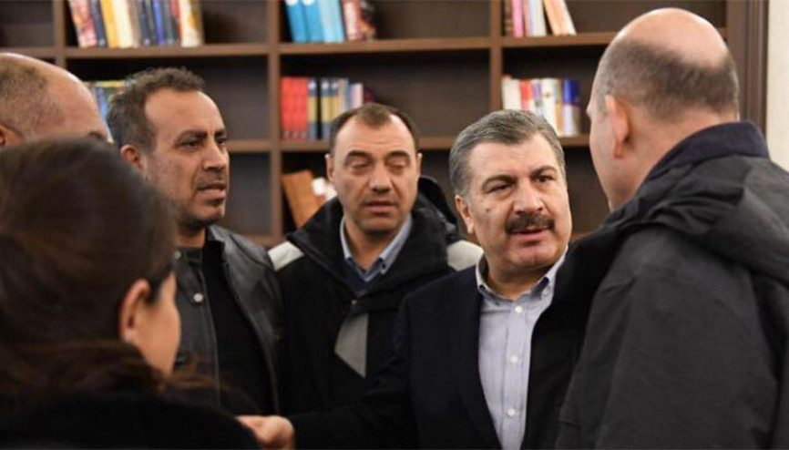 Ahbap Derneği, Elazığdaki depremzedeler için 2 milyon lira topladı