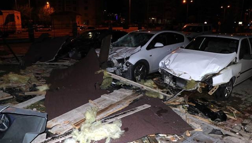 Kayserinin iki ilçesinde okullar tatil edildi