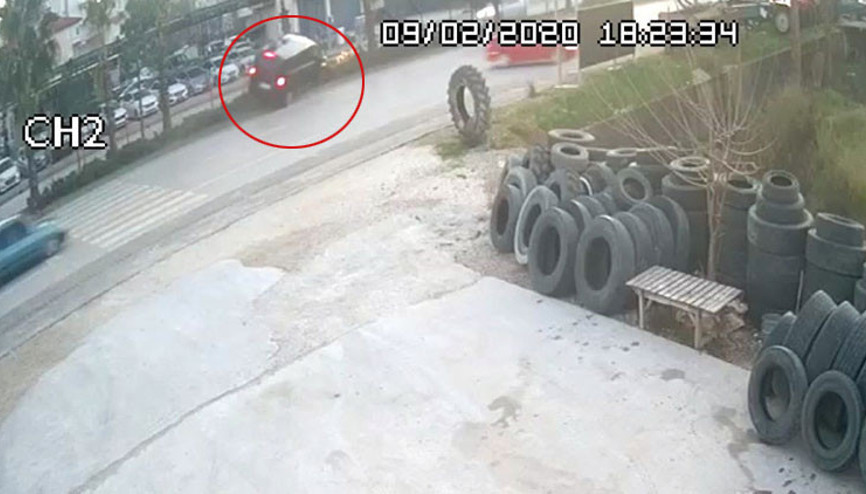 AK Partili Mehmet Özhaseki, Menderes Türel ve Yusuf Ziya Yılmaz’ın yaralandığı kaza kamerada