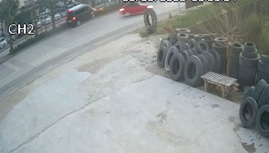 AK Partililerin yaralandığı kaza kamerada