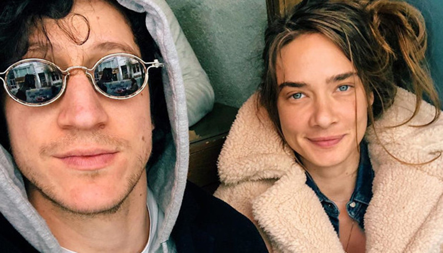 Eşi tacizle suçlanan Müge Boz: Her durumda eşimin yanındayım