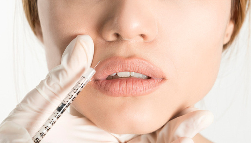 Güzelliğin Unsuru Çekici Dudaklar