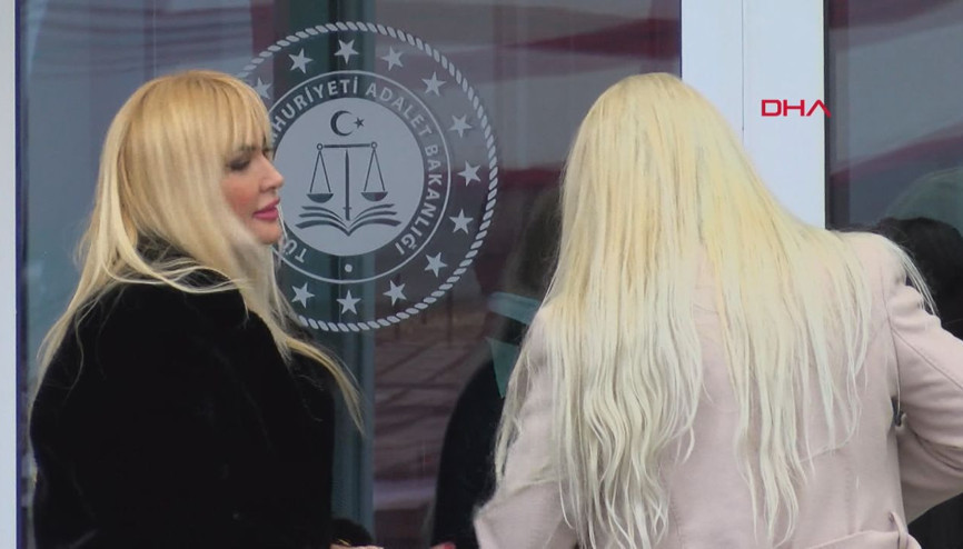 Adnan Oktar davasında tahliye edilen kadınlar duruşmaya geldi