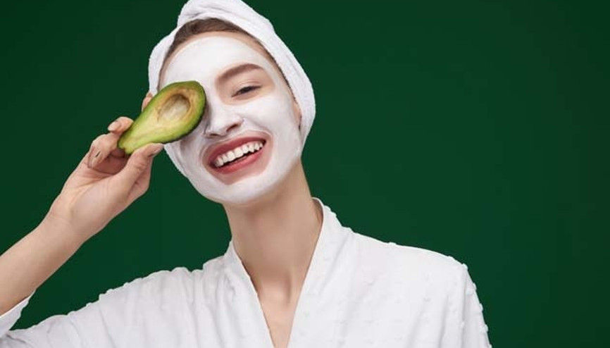 Cilt Pürüzsüzleştiren 5 Meyveli Maske Tarifi Cilt Pürüzsüzleştiren 5 Meyveli Maske Tarifi