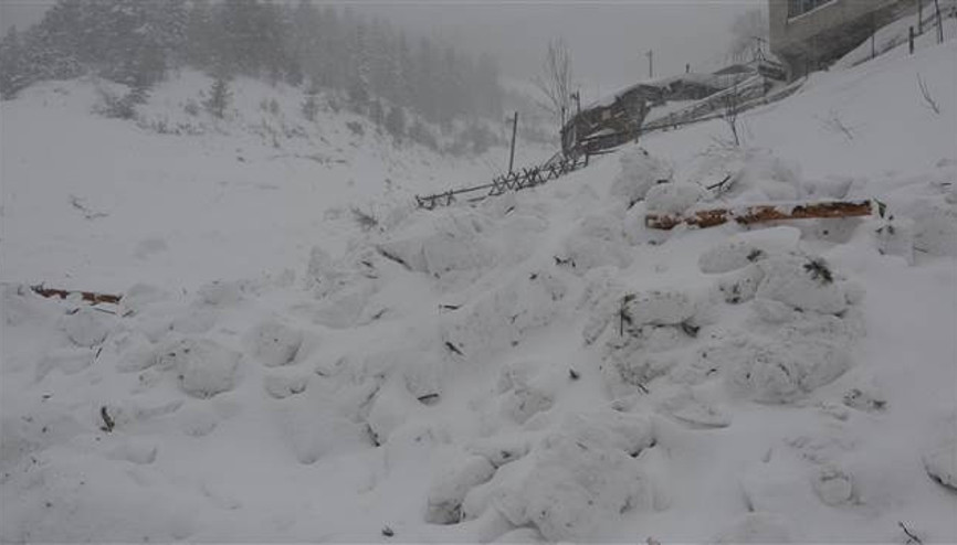 Rize Valiliğinden dağcılara ve vatandaşlara çığ uyarısı