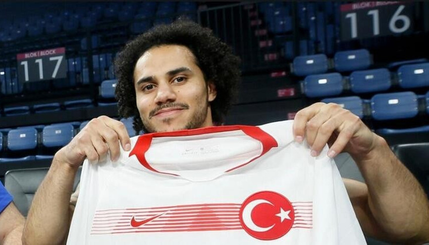 A Milli Erkek Basketbol Takımı basın mensuplarıyla buluştu