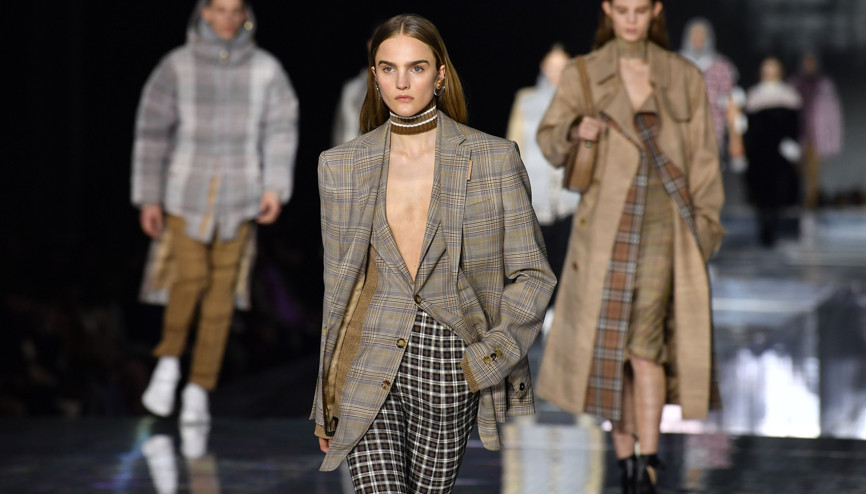 2020 Londra Moda Haftası Burberry Defilesi 2020 Londra Moda Haftası Burberry Defilesi