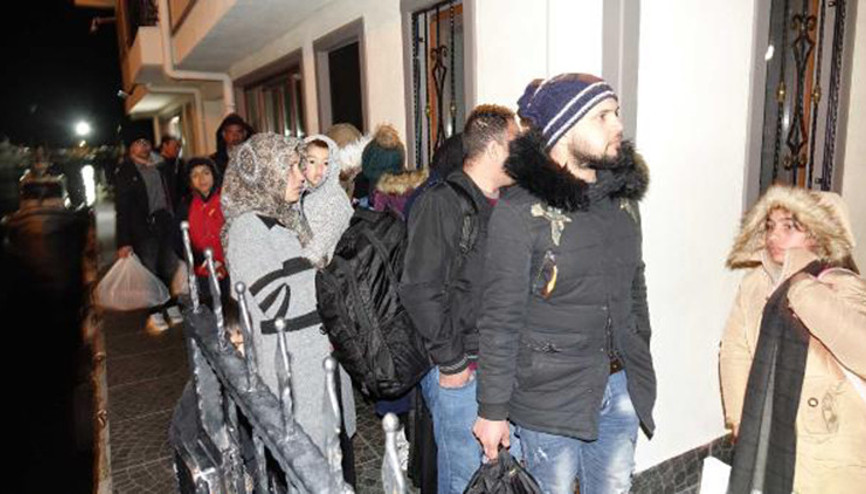 Ayvacık açıklarında 106 kaçak göçmen yakalandı