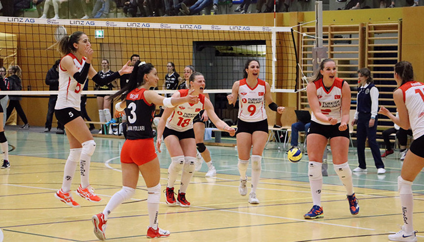 ASKÖ Linz-Steg 0-3 Türk Hava Yolları