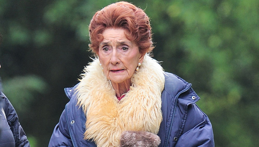 Efsane oyuncu diziye veda etti: Tam 35 yıl aynı rolü oynamıştı