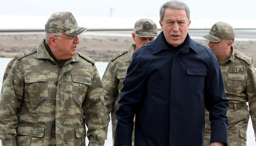 Son dakika... Bakan Akar ve komutanlar sınırda