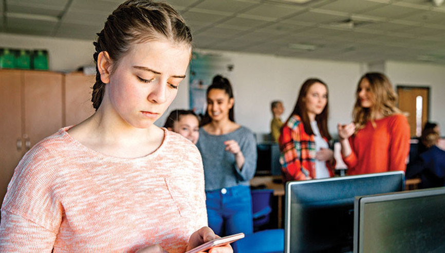 Çevrimiçi zorbalığa karşı kampanya