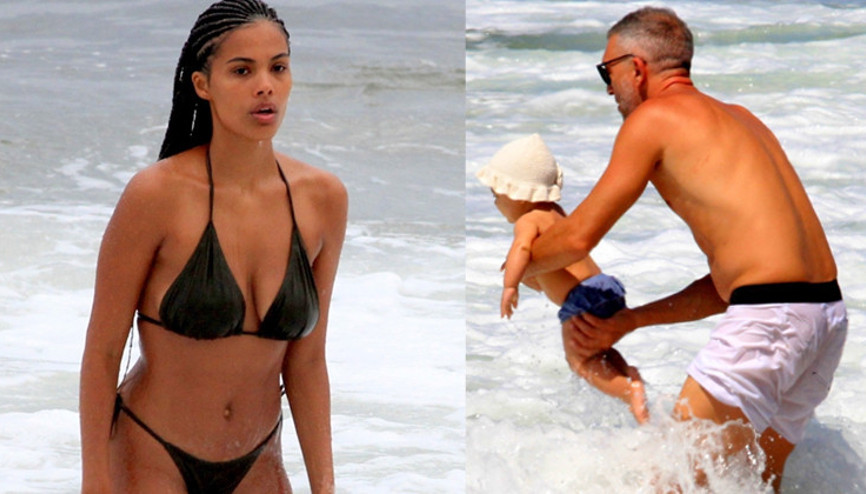 Bebek denizle tanıştı