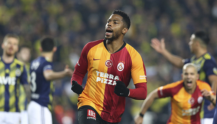 Ryan Donk, Fenerbahçe-Galatasaray maçında rekor kırdı Taraftar çıldırdı...
