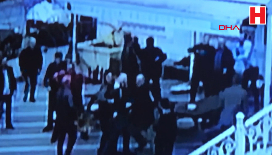 Pendikte cami avlusundaki kavga kamerada