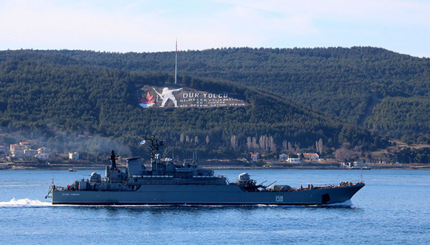 Rus savaş gemisi Caesar Kunikov, Çanakkale Boğazından geçti