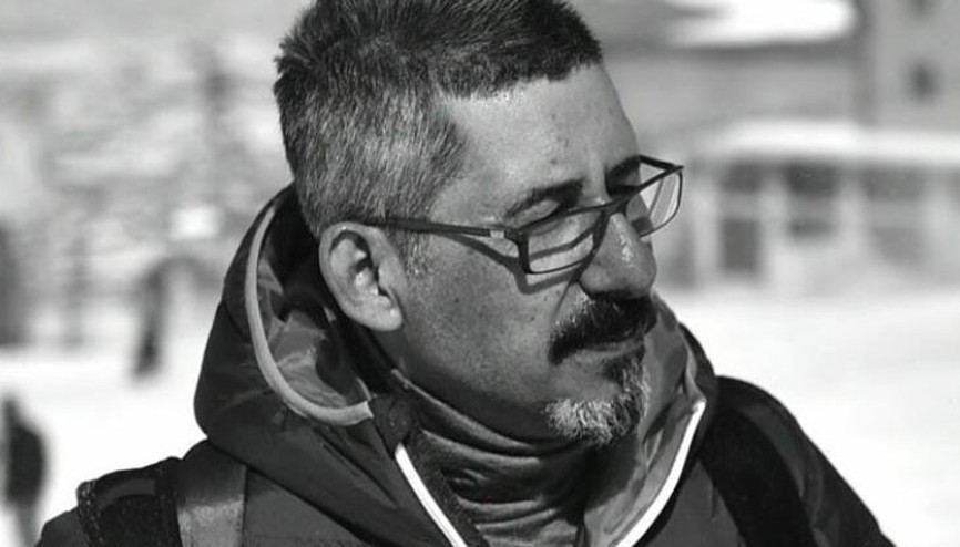 4 gündür haber alınamayan doktor, evinde ölü bulundu