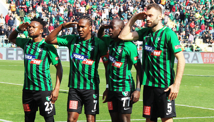 Mustafa Yumlu: Kefenimi giydim. Beni İdlibe gönderin