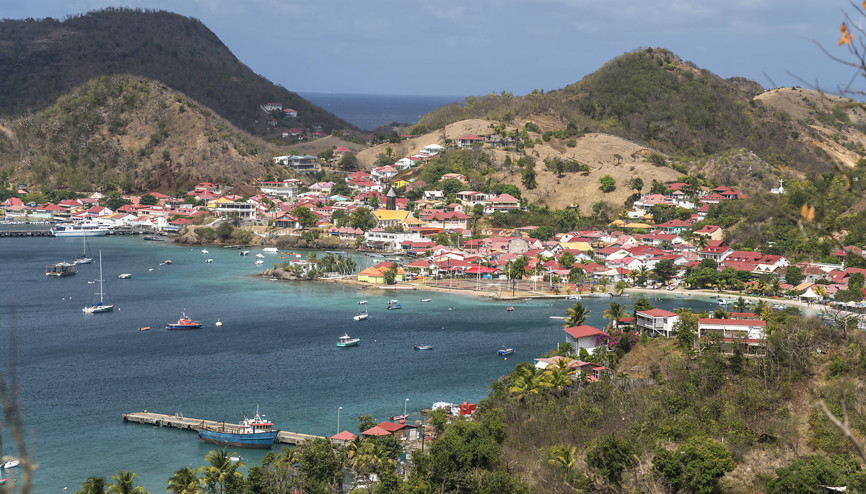 Yeşille mavinin buluştuğu karayip ülkesi Guadeloupe