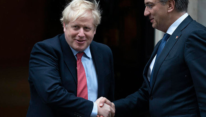 İngiltere Başbakanı Johnson: Corona Virüsü tokalaşmamı engellemeyecek