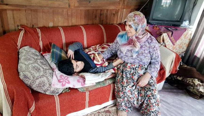 Engelli oğlu için ödenen bakım parası geri istenen anneye iyi haber Engelli oğlu için ödenen bakım parası geri istenen anneye iyi haber