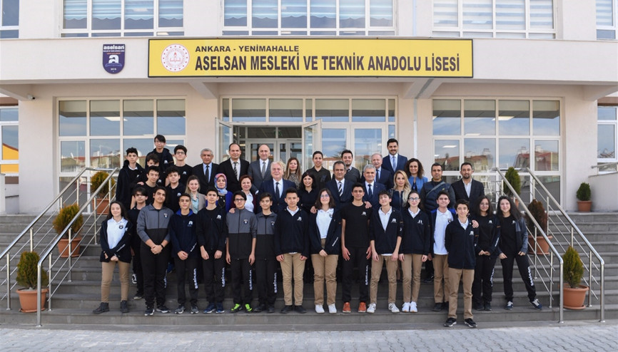 Mahmut Özer: ASELSAN lisesi rol model olacak