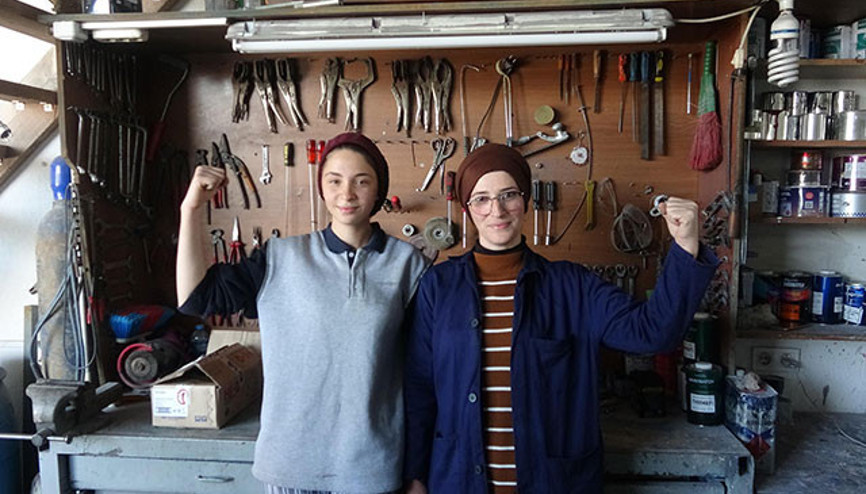 Çırak olarak işe girdi, tamirhaneyi satın aldı