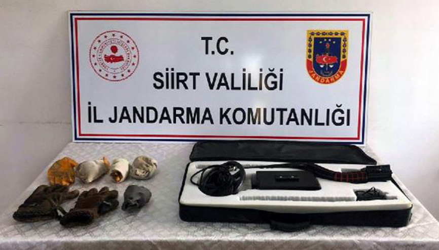 Siirtte kaçak kazı yapan 5 kişi yakalandı