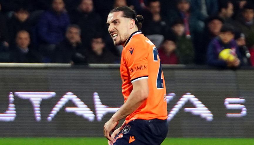 Başakşehirde Crivelli şoku Acılar içinde kaldı...