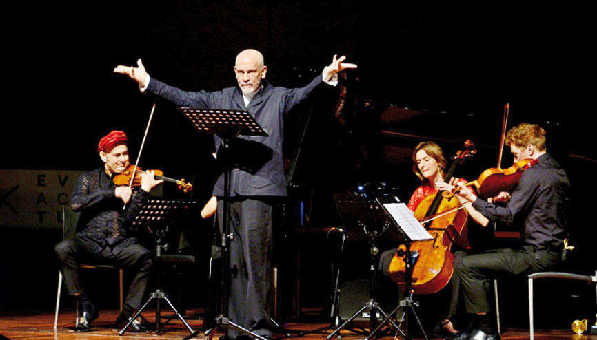 Hollywood yıldızı Malkovich, İstanbulda sahne aldı