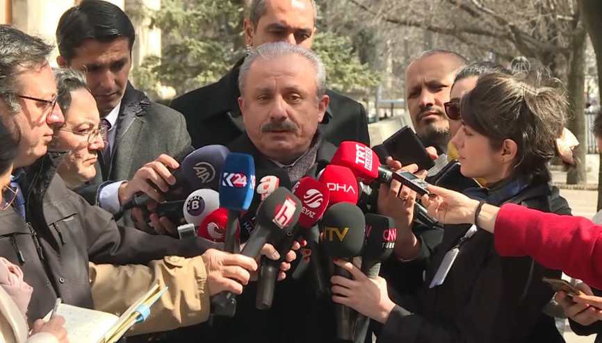 Meclis Başkanı Şentoptan; Umreden gelen vekiller ilgili konuştu