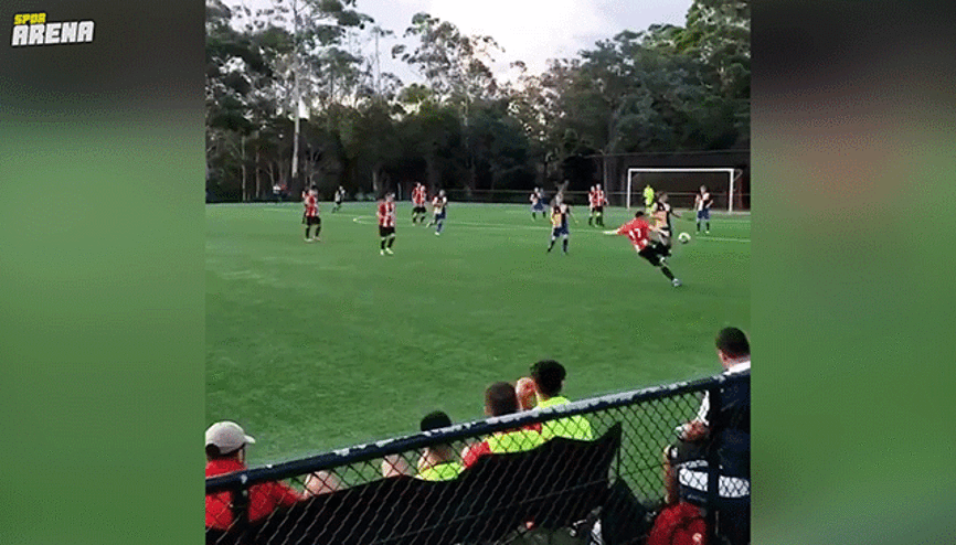 Amatör maçta harika asist