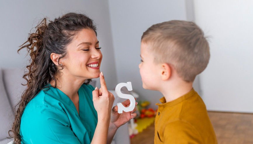 Okumayı öğrenen çocuklar için evde harf çalışmaları