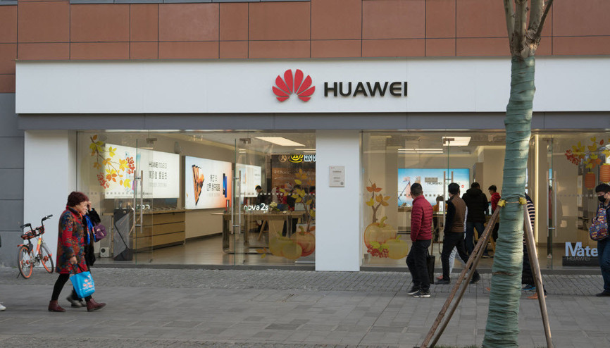 Koronavirüs nedeniyle Huawei, garanti süresini 3 ay uzattı