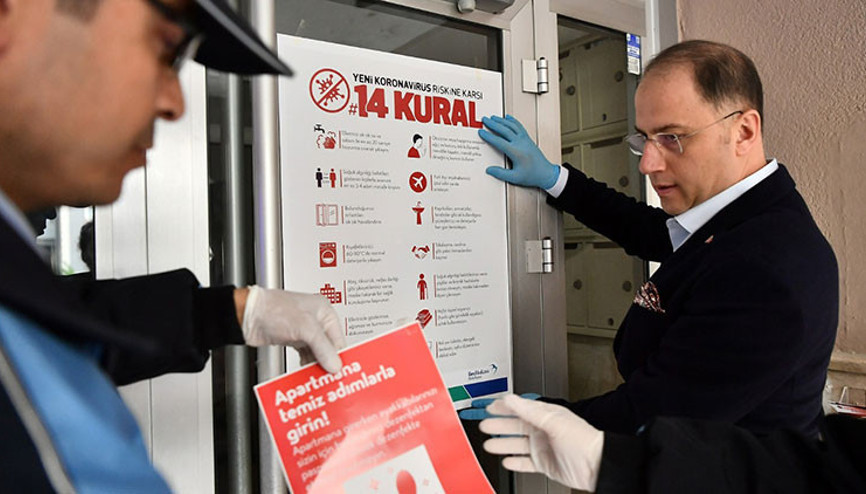 Beylikdüzü’nde 5 bin apartmana dezenfektan paspas dağıtıldı