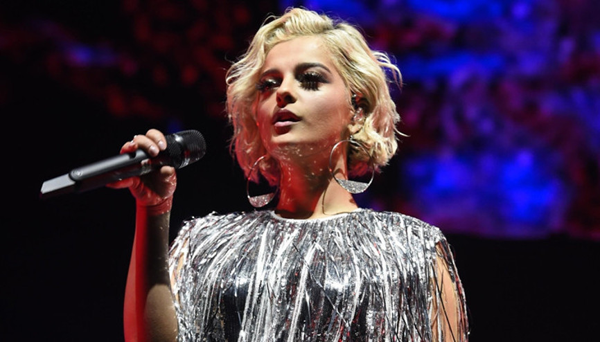 Arkadaşım corona virüsten öldü, size para da gönderirim. Ne olur evde kalın