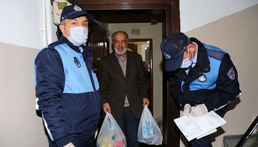 Kağıthane Belediyesi, 65 yaş üstü ve hastalar için özel yardım ekibi kurdu Kağıthane Belediyesi, 65 yaş üstü ve hastalar için özel yardım ekibi kurdu